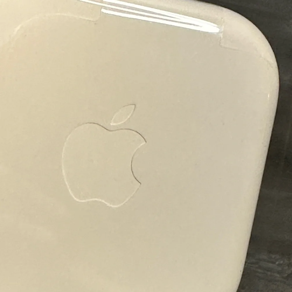 Genuine OEM Apple 3.5mm jack wired iPhone EarPods